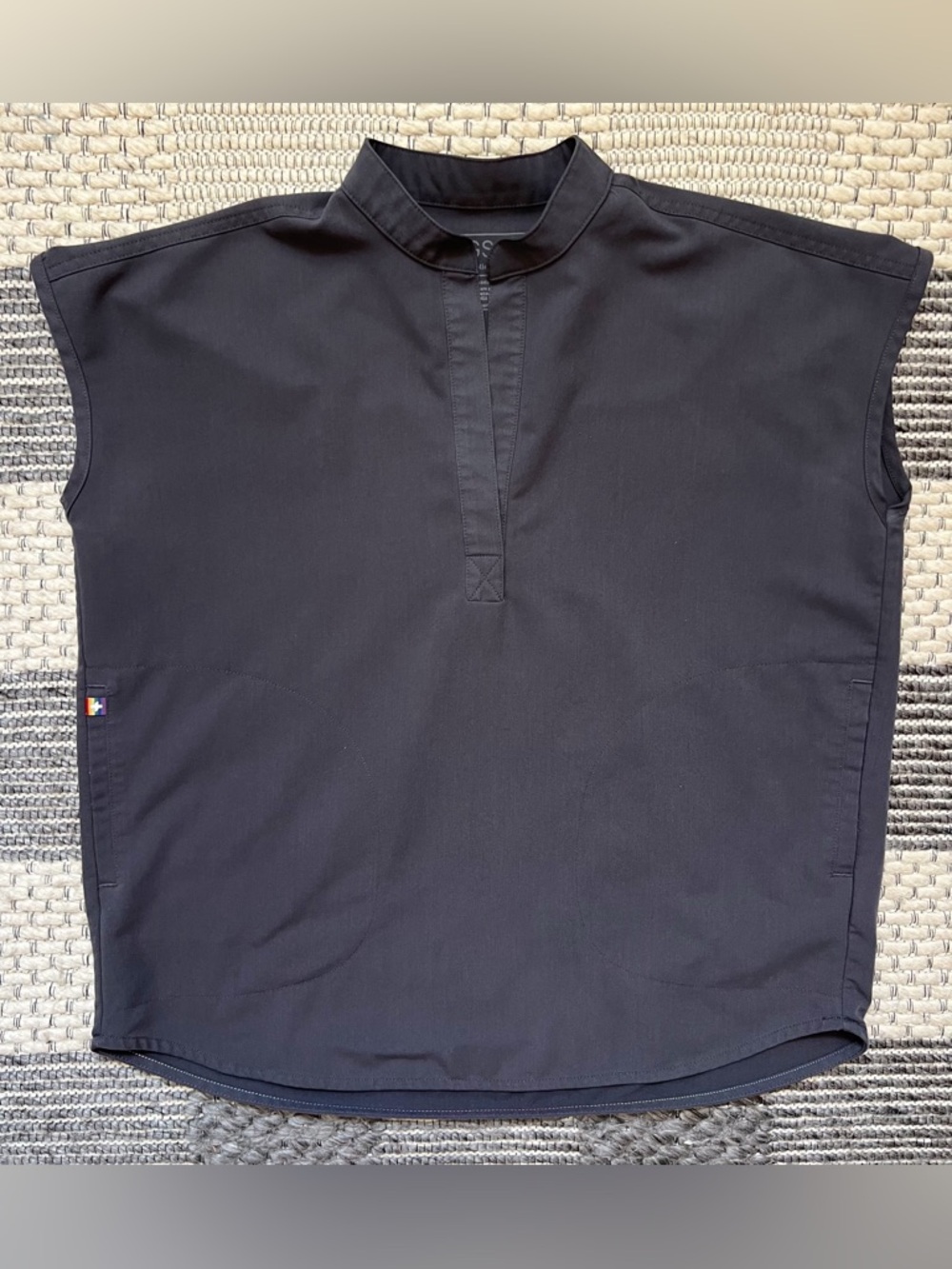 FIGS Pride Rafaela Scrub Top Charcoal Gray Size XS